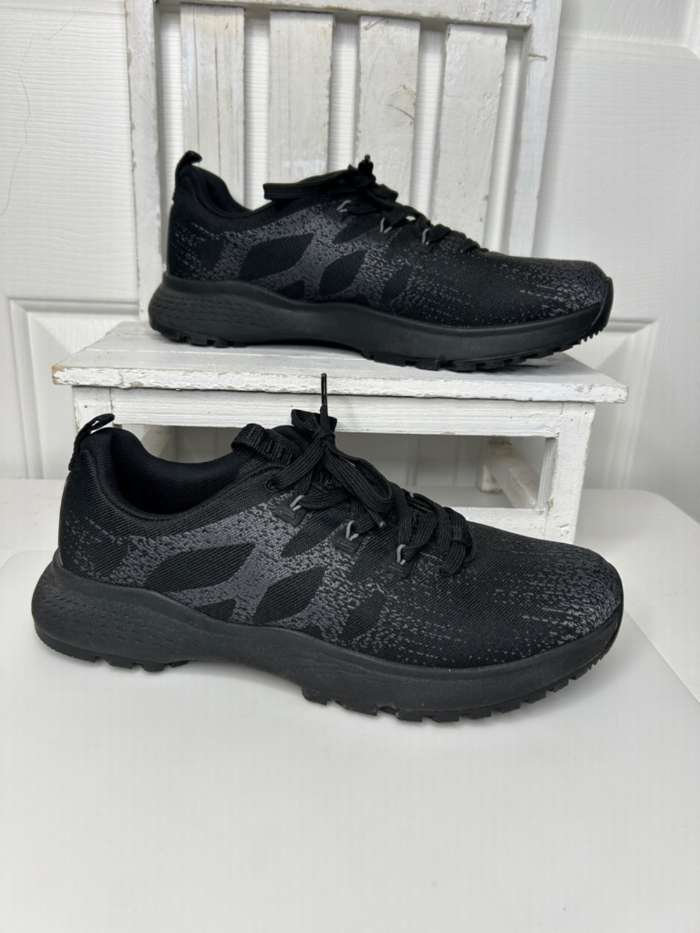 Shoes For Crews Black Slip-Resistant Work Shoe Sole with Logo